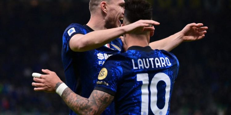 Inter-Salernitana 5-0, tris Lautaro e primo posto