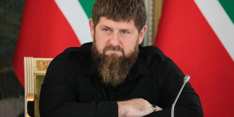 Ucraina-Russia, Kadyrov: “Prendere Kiev e distruggere nazisti”