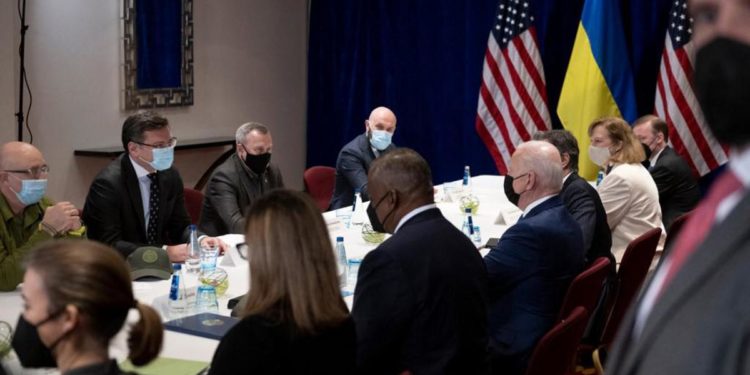 Ucraina-Russia, Kiev: “Sì Usa a nuove sanzioni, va convinto qualche Paese europeo”