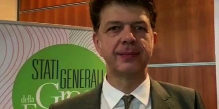 Energia, Assosistema: costi insostenibili, a rischio 30 mila lavoratori