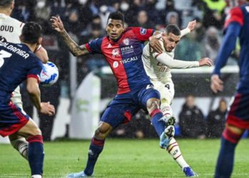 Cagliari-Milan 0-1, rossoneri proseguono marcia in vetta
