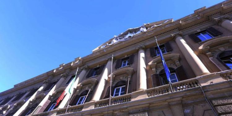 Ucraina, Mef: “Guerra e rincaro energia pesa su economia Italia”