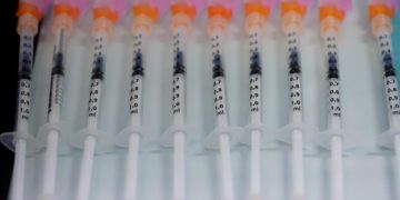 Vaccino Moderna, sì a booster a 3 mesi da ciclo primario