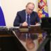 Gas Russia, Putin: “Pagamenti in rubli da domani o contratti interrotti”