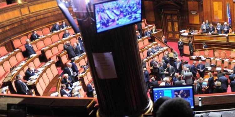 Guerra Ucraina-Russia, Senato riduce riscaldamento: -100 ore a settimana