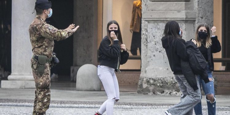 Generale Bertolini: “A militari compiti assurdi come Strade Sicure, devono prepararsi a guerra”