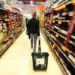 Guerra in Ucraina, Altroconsumo: “Italiani temono calo dei prodotti alimentari nei supermarket”