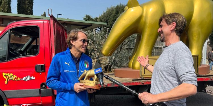 Italia fuori dai Mondiali, Mancini vince Tapiro d’Oro: “Meritato”