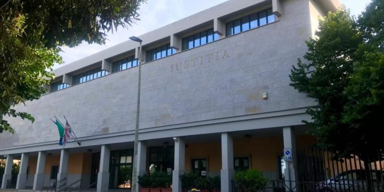 Caso Grillo, al via oggi processo per stupro di gruppo