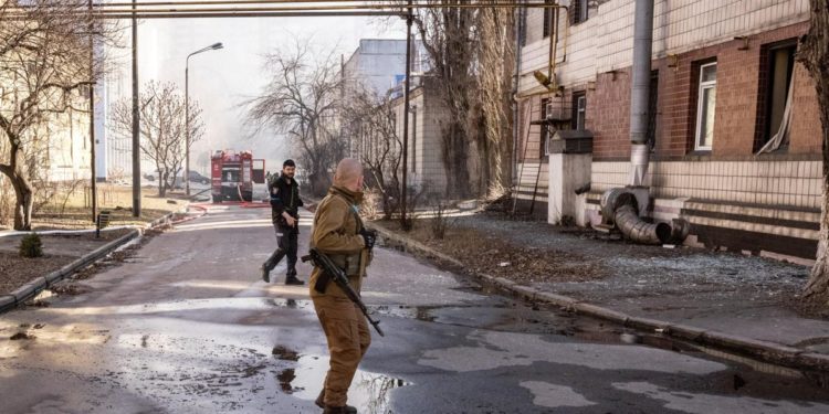 Ucraina, duro monito G7 a Russia su “minaccia uso armi chimiche”