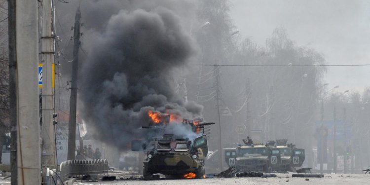 Guerra Ucraina-Russia, Kiev: “Morti 14.200 soldati russi, distrutti 450 tank”