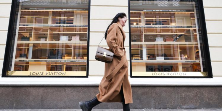 ‘Arrivederci Russia’, lusso chiude store: a rischio 2-3% mercato globale