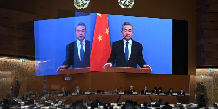 Guerra Ucraina, Cina: “Pronti a mediare ma alleanza con Russia solida come roccia”