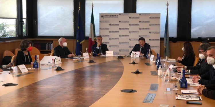 Sanità, Gardini (Confcooperative): “Puntare su logica sussidiaria e di partenariato”