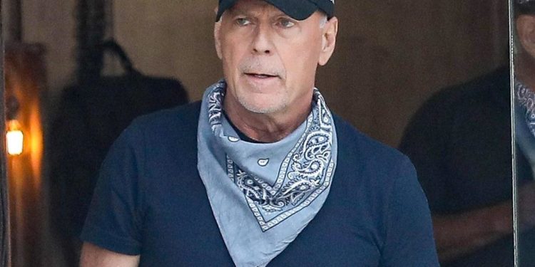 Bruce Willis, stop a carriera per malattia: annuncio della figlia