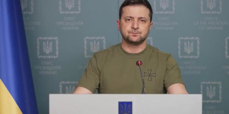 Guerra Ucraina-Russia, Zelensky critica la Nato