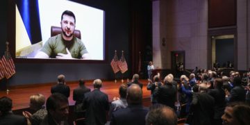 Guerra Ucraina-Russia, Zelensky: “Viviamo 11 settembre da tre settimane”