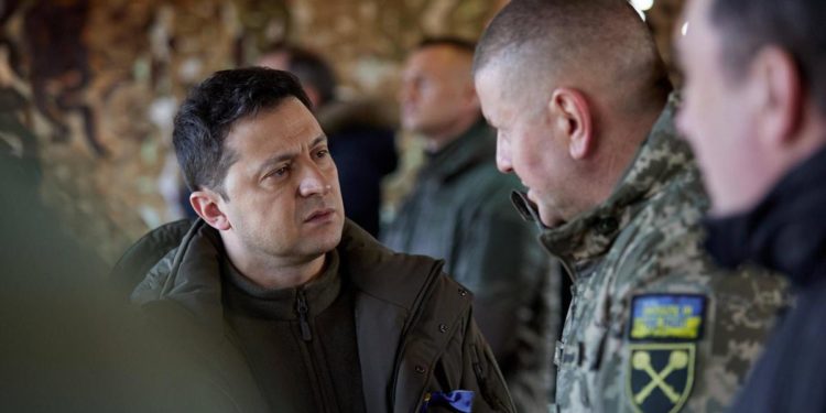 Guerra Ucraina-Russia, Zelensky: “Su Donbass e Crimea si può trovare compromesso”