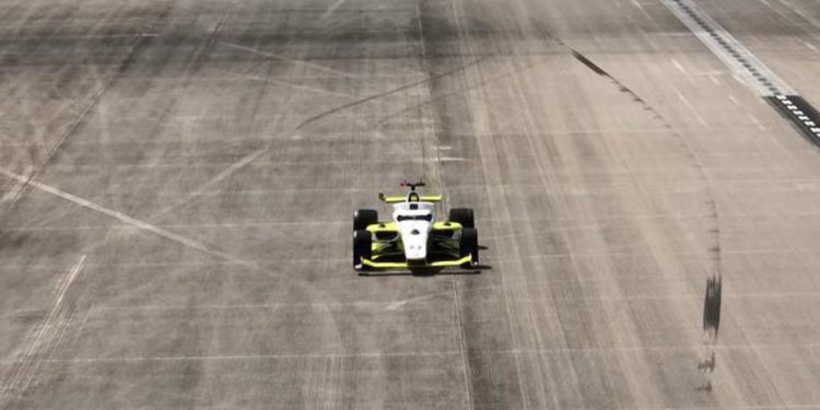 Innovazione, record del mondo per l’auto PoliMove senza pilota