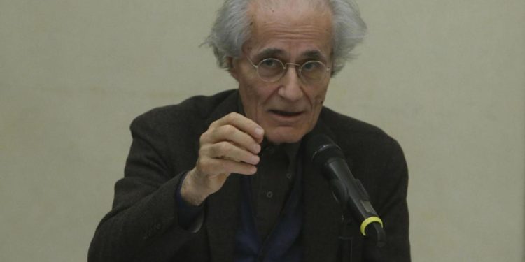 Canfora: “L’intuizione del Papa su una III Guerra Mondiale ‘a pezzi’ sempre più realistica”