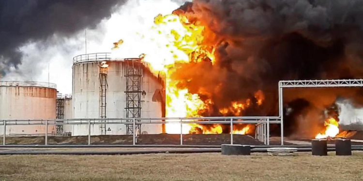 Ucraina-Russia, Zelensky: “Attacco Belgorod? Non parlo dei miei ordini”