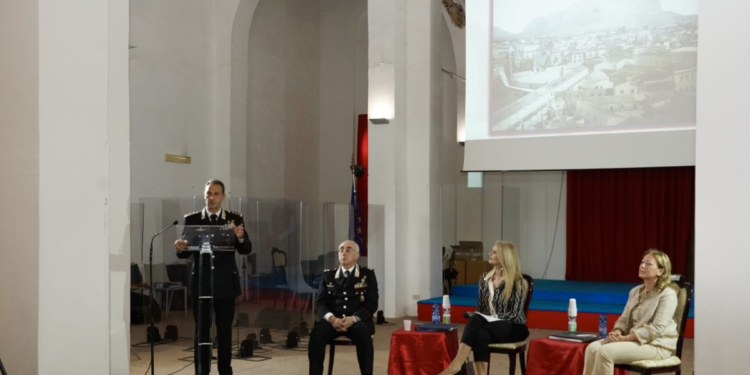 Carabinieri, presentato volume sui 160 anni della Real Arma Sicilia