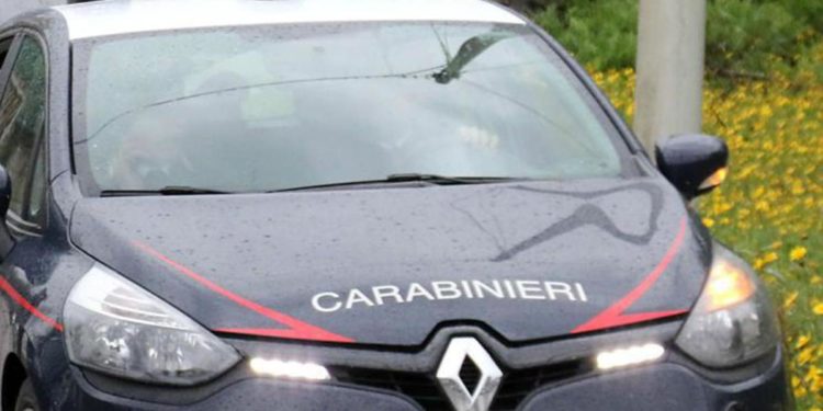 Duplice omicidio a Cosenza, cadaveri trovati in un’auto