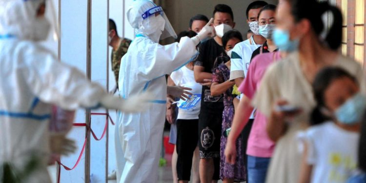 Covid oggi Cina, altri 12 morti a Shanghai