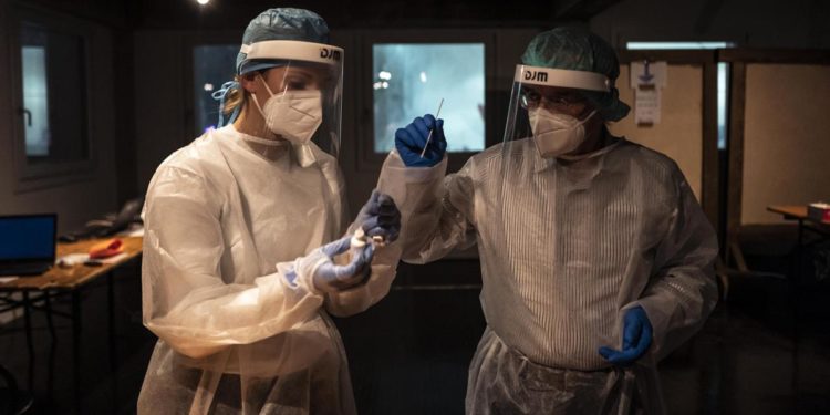 Covid oggi Fvg, 1.141 contagi e 2 morti: bollettino 8 aprile