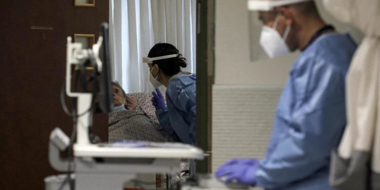 Covid Italia, Fiaso: ricoveri in calo dopo 3 settimane di crescita