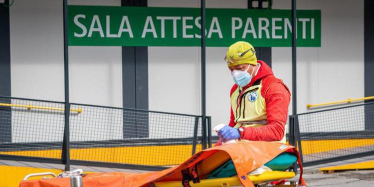Covid oggi Italia, bollettino Protezione Civile e contagi regioni 14 aprile