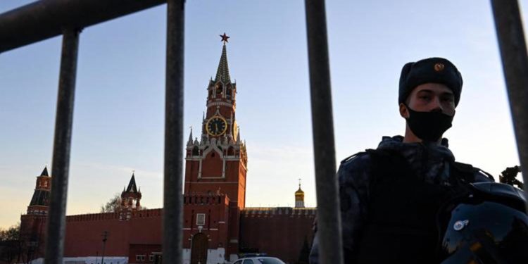 Mosca minaccia Gb: “Russia pronta a rappresaglia”