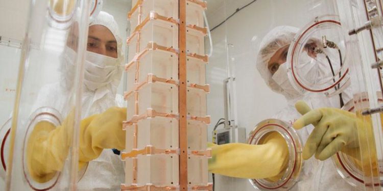 Ricerca, ricercatori dell’esperimento Cuore svelano nuovi misteri sui neutrini