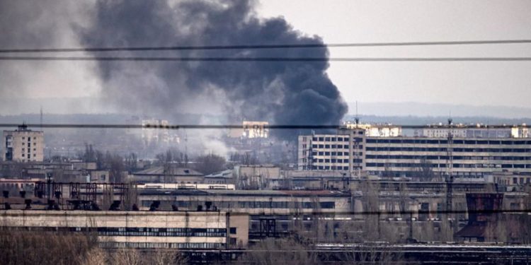 Ucraina, intelligence Gb: Russia usa armi al fosforo in Donbass