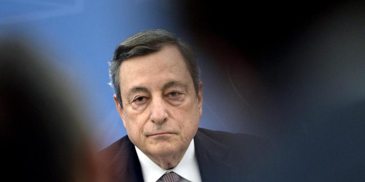 Guerra Ucraina, Draghi: “Attoniti per crimini Bucha, Russia cessi ostilità”