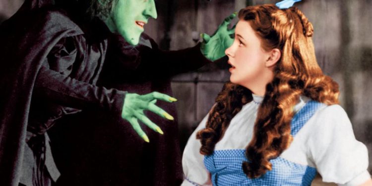 Cinema, all’asta l’abito di Judy Garland nel ‘Mago di Oz’