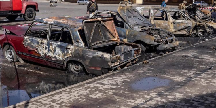 Ucraina-Russia, Kuleba: “Difficile pensare a negoziati dopo Bucha e Kramatorsk”