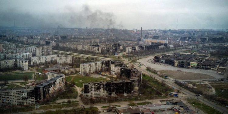 Mariupol, Russia: “Tregua solo se bandiera bianca su acciaieria Azovstal”
