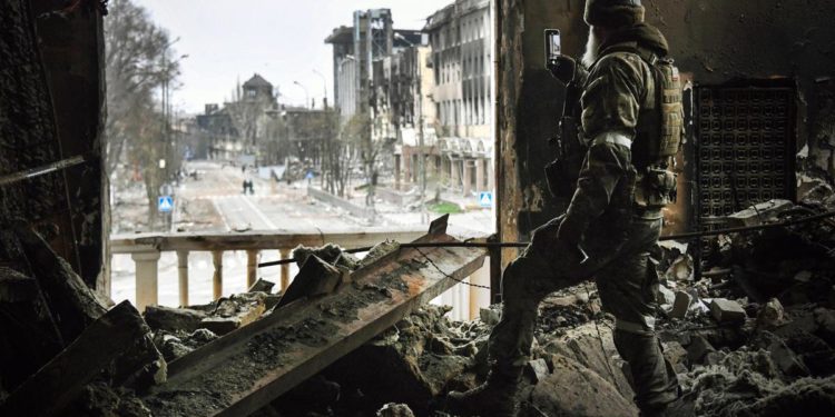 Ucraina-Russia, Mosca: “Abbattuti un caccia e 15 droni”