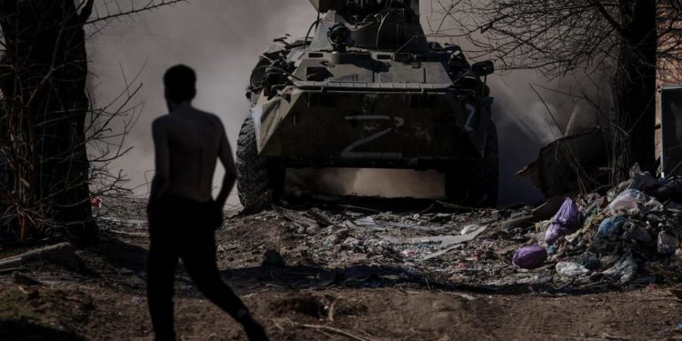 Ucraina, Azov: “A Mariupol russi hanno usato sostanza tossica”