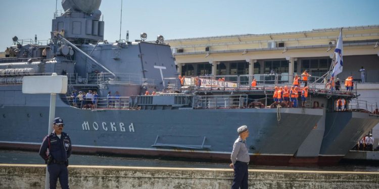 Nave Moskva in servizio da tempi Urss: il curriculum dell’incrociatore