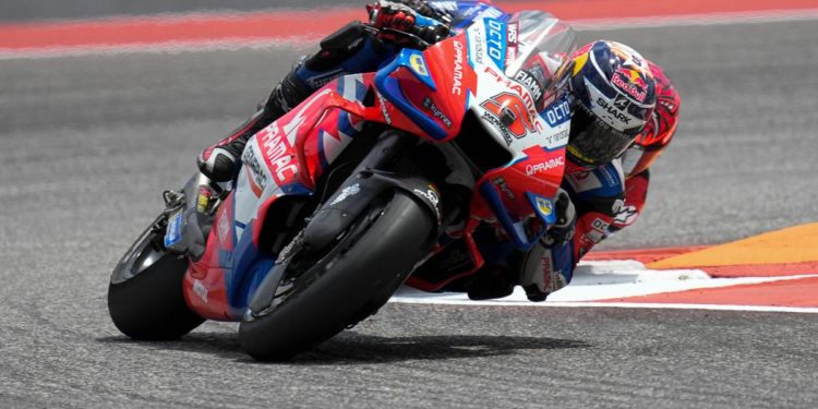 MotoGP Portogallo, Zarco in pole