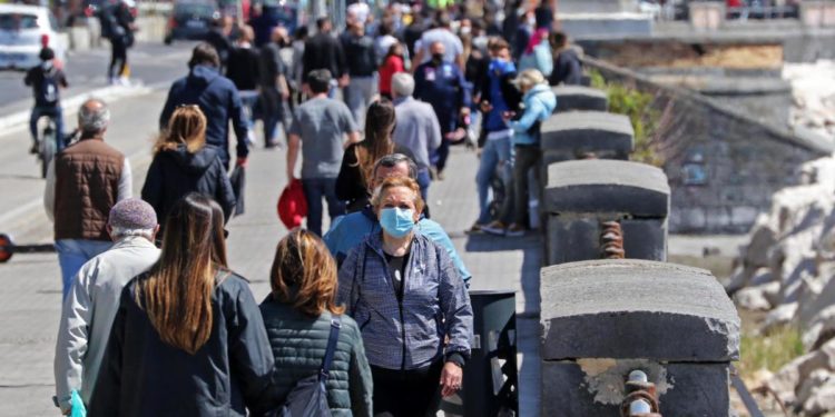 Covid oggi Campania, 7.435 contagi e 6 morti: bollettino 7 aprile