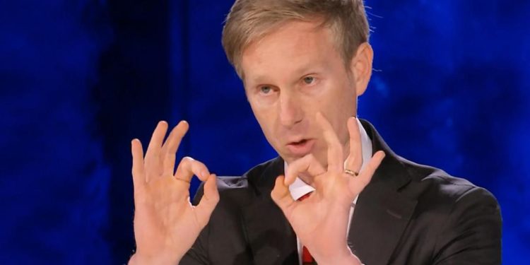 Orsini contro Cacciari: “Stupidaggini su Nato e Italia”