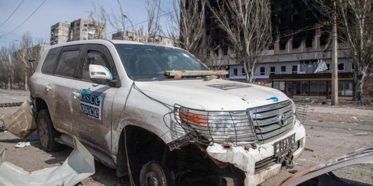 Ucraina, Osce: “Osservatori militari arrestati a Donetsk e Luhansk”