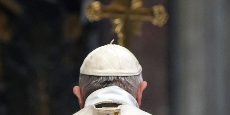 Papa: “Dolore per Kiev, il mondo ha scelto lo schema di Caino: uccidere il fratello”