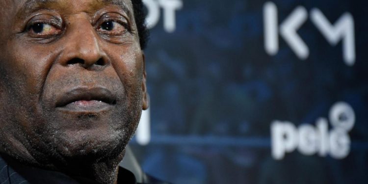 Pelé, nuovo ricovero in ospedale: le sue condizioni