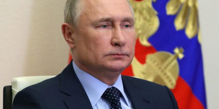 Ucraina, “Putin collaborerà a inchiesta su crimini di guerra”