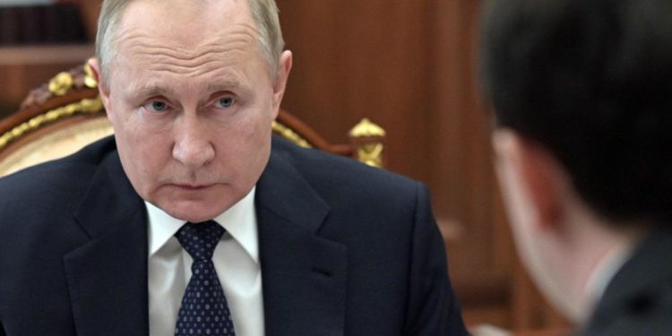 Ucraina-Russia, “Ue valuta sanzioni contro le figlie di Putin”