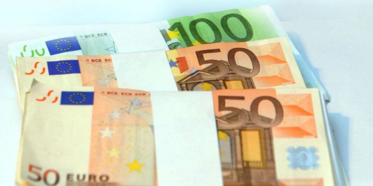 Prelievo contanti, esiste un limite?